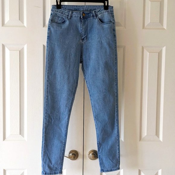 SHEIN Denim - S H E I N Women's Straight Leg Jeans   Size M  Light Blue